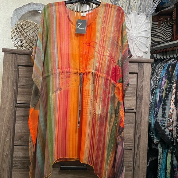 Caftan Blouse - Picture 10 of 16